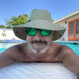 Meet your Posher, Scott